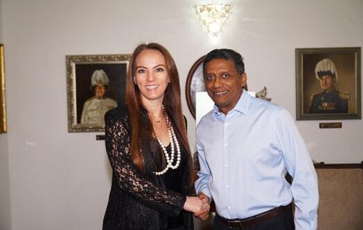 President Faure ontmoet IPU-president Gabriela Cuevas Barron...