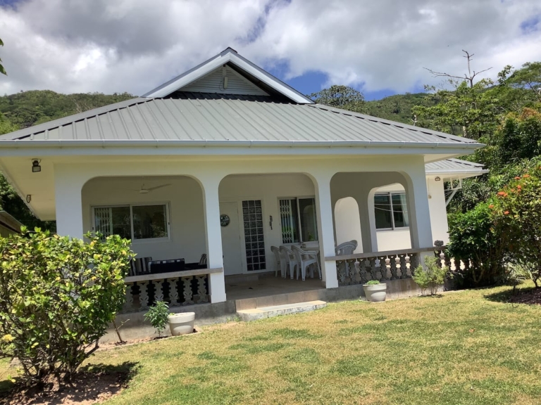 Peax Villa 13 0eafe448 e207 4a7b 9baa cd145d6c1d2c 768x576