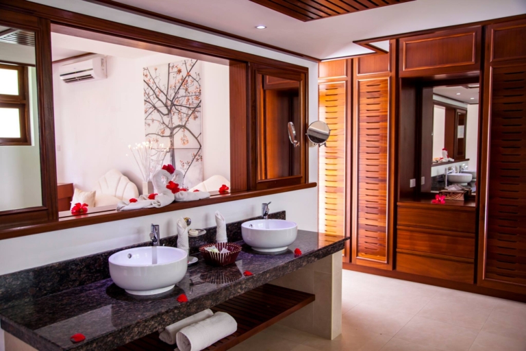 Le Domaine De La Reserve 12 10548063 10152368909204506 1153110913324730225 o 768x512