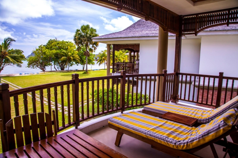 Le Domaine De La Reserve 13 10628884 10152720001064506 9154571588472930799 o 768x512