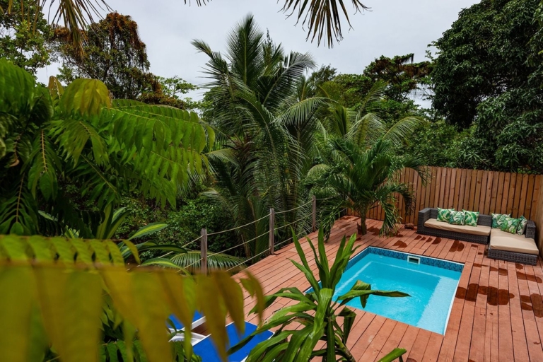 La Pointe Beach Hut 9 120997979 1596071360572046 3312514512427882334 n 768x512