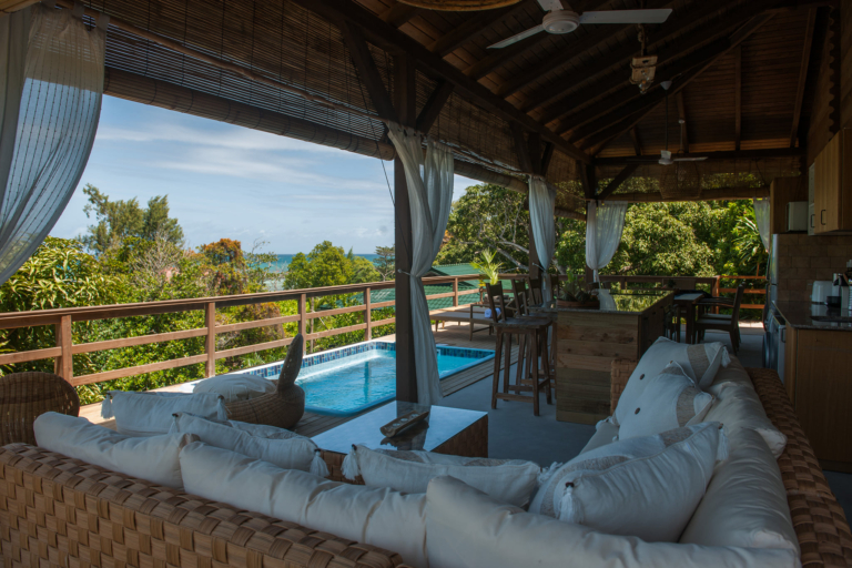 La Pointe Beach Hut 11 121983092 1606693909509791 5506667357987960749 n 768x512