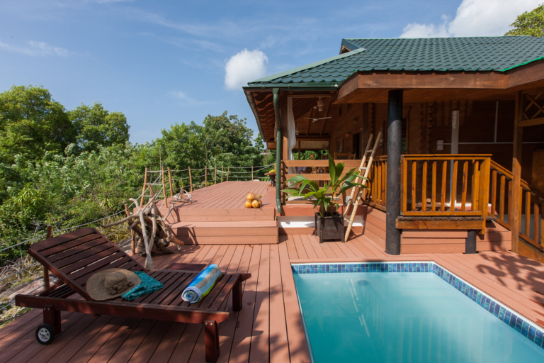 La Pointe Beach Hut 12 122975566 1614598252052690 718151231629221245 n 768x512