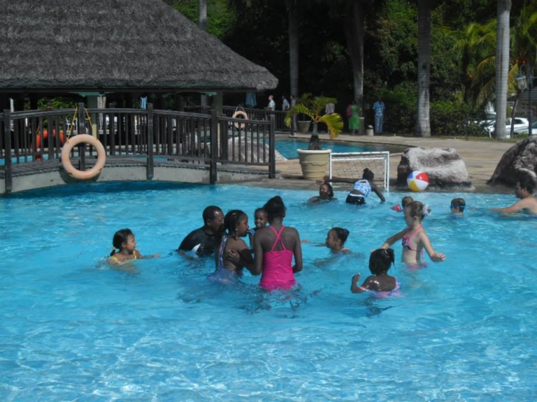 Le Domaine De La Reserve 9 1234751 10151668335344506 1099976098 n 768x576