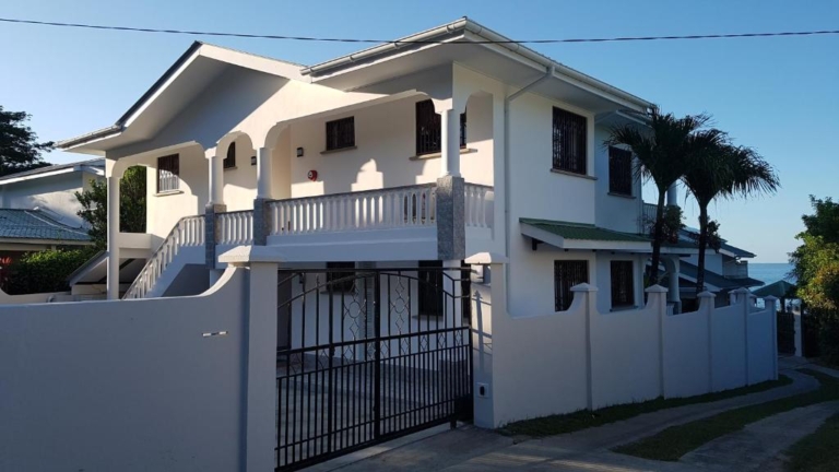 The Drake Seaside Studio Apartments 5 135598575 1 768x432