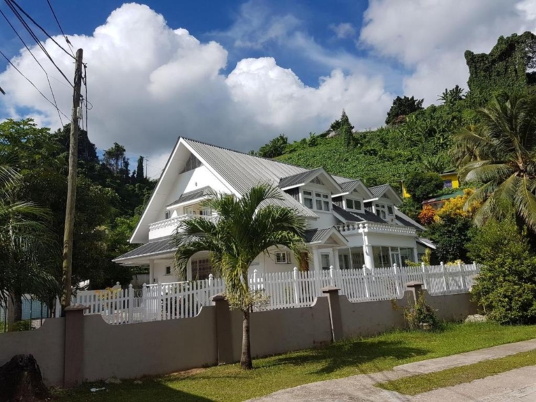 Les Maisonettes 12 145920695 768x576