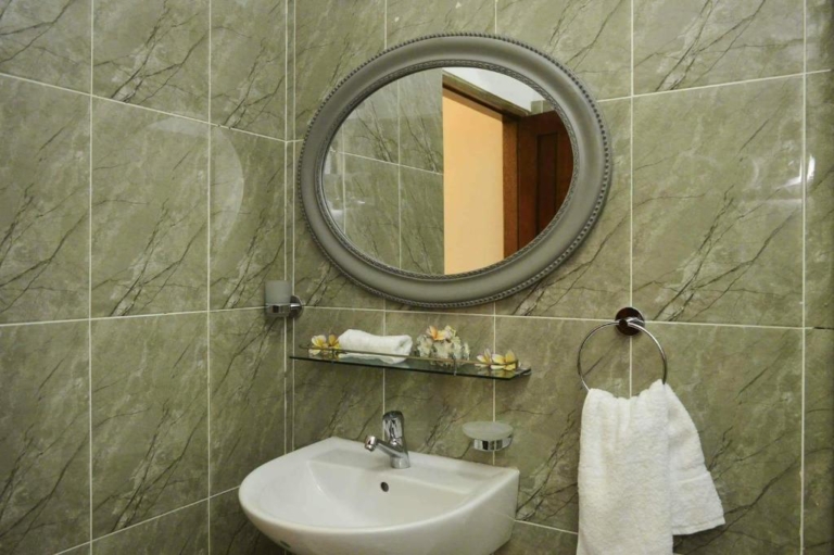 Le Rocher De Machabee 10 148479547 768x511