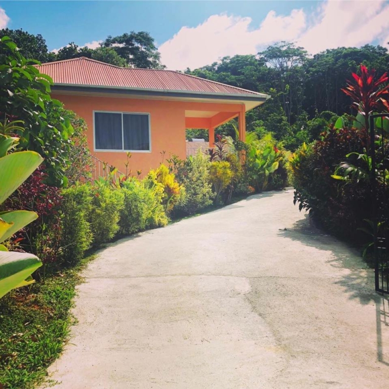 Alha Villa 8 151495515 262100722187194 6303916402718575492 n 768x769