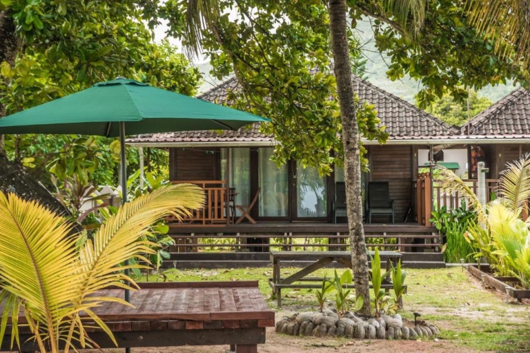 Loulou Bungalows 12 157738385 768x512