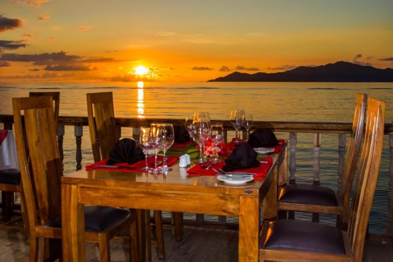 Seiten 8 158351107 768x512