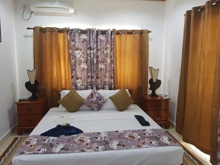 Leo Petit Villa Annex 10 169490656 768x576