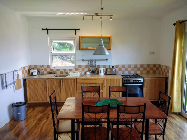 Song Bird Villa 7 219140980 768x576