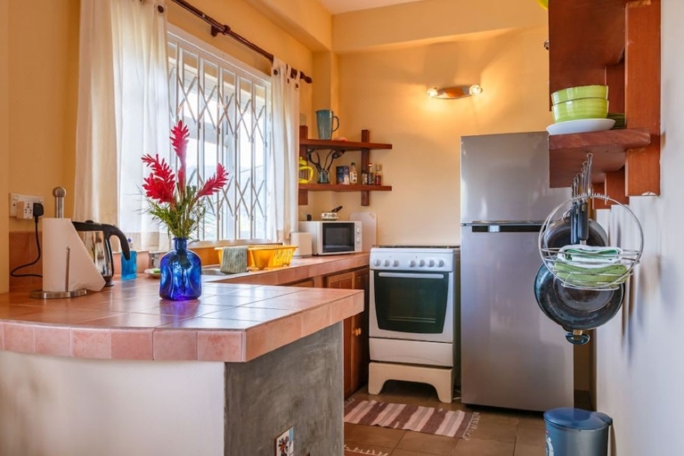 Frangipani Selbstversorgung Holiday Apartment 12 220n180000014e9cu2304 Z 1080 808 R5 D 768x512