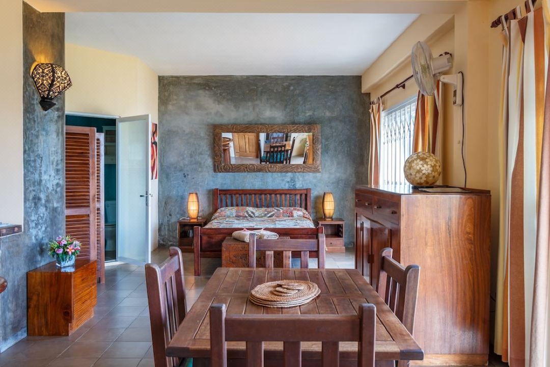 Frangipani Selbstversorgung Holiday Apartment 4 220r180000014dmdpCAFA Z 1080 808 R5 D