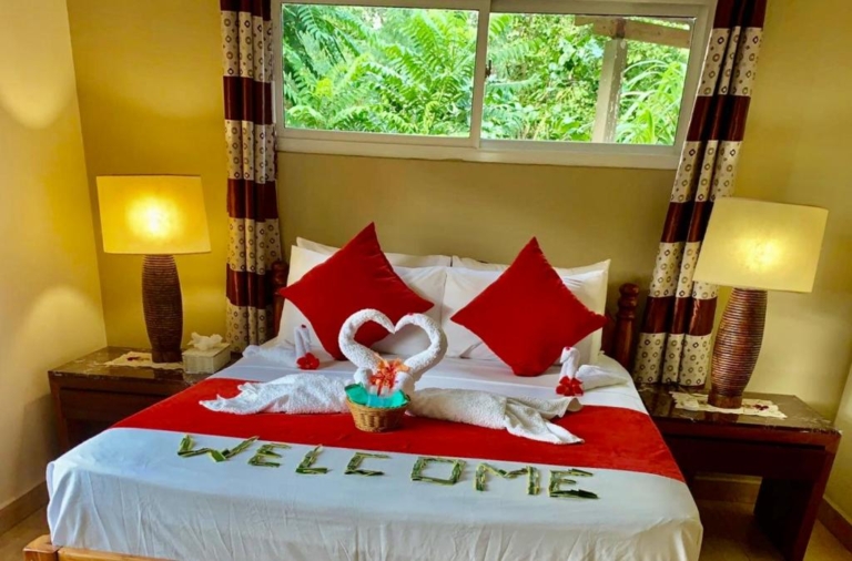 Seiten 10 240352675 768x506