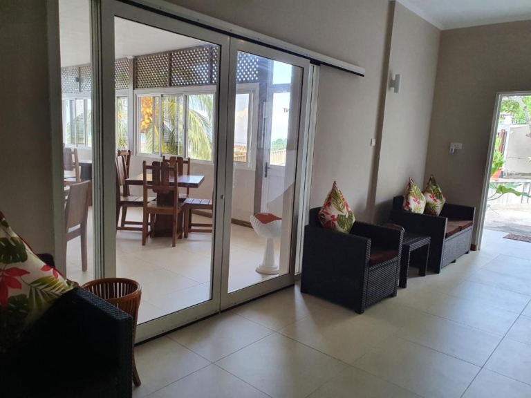 Ridge Residence 10 264721613 768x576