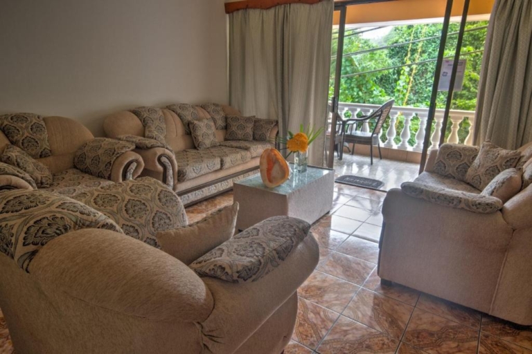 Pascalo Villa 11 266799598 768x512