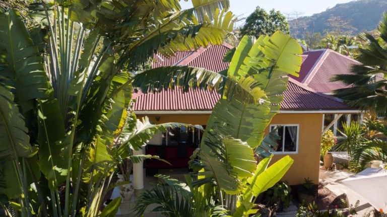 Oceane L' Union Villa 8 268570720 768x431