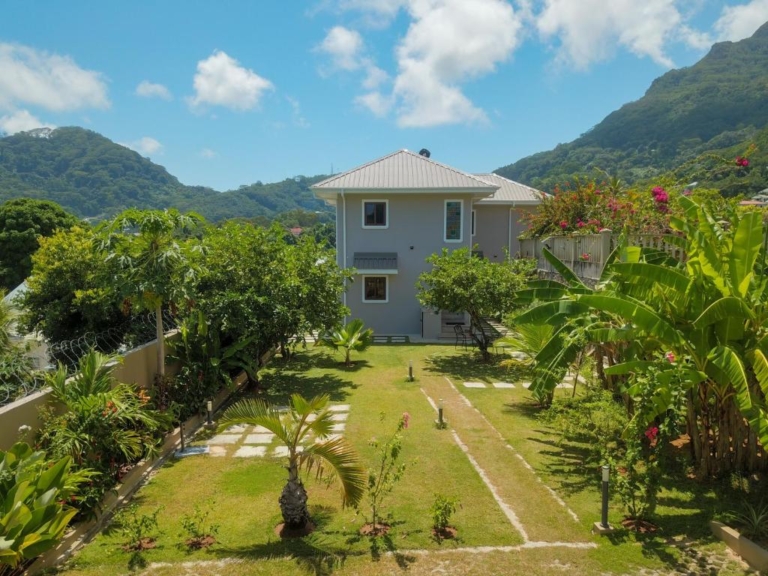 Whispering Palms Self-Catering Apartments 8 269803512 768x576