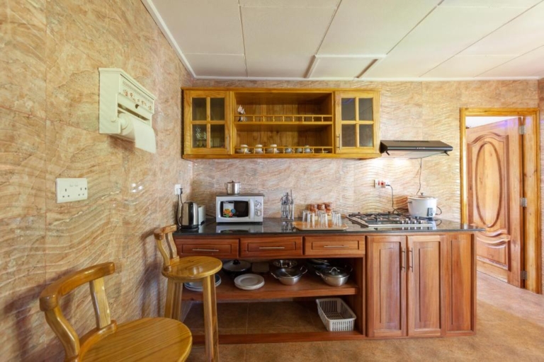 Seiten 3 278038850 768x512