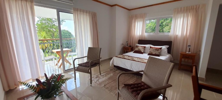 Le Chant De Merle 5 294074930 768x346