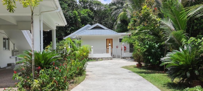 Le Chant De Merle 6 294216037 768x346