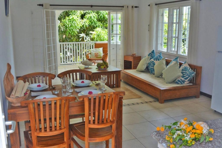 Petit Bay Chalet 9 30406631 768x512