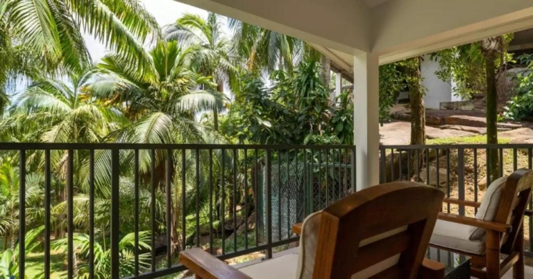 Rock Villa 11 338815004 768x403