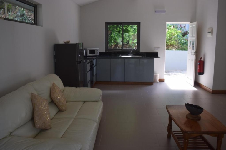 Rock Villa 8 339290590 768x512