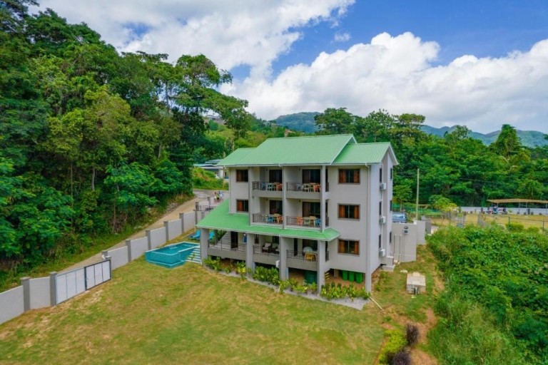 Hidden Valley Residence 10 341085462 768x512