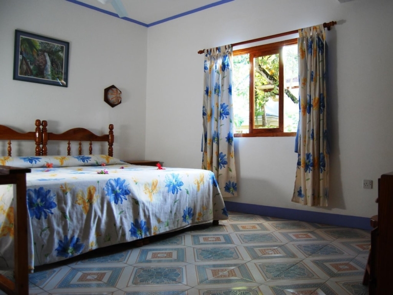 The Islander Hotel 6 445849 14111714190023387861 768x577