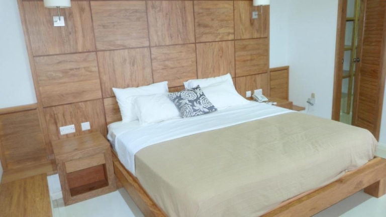 Sunset Bay Apartment 11 52640883 768x431