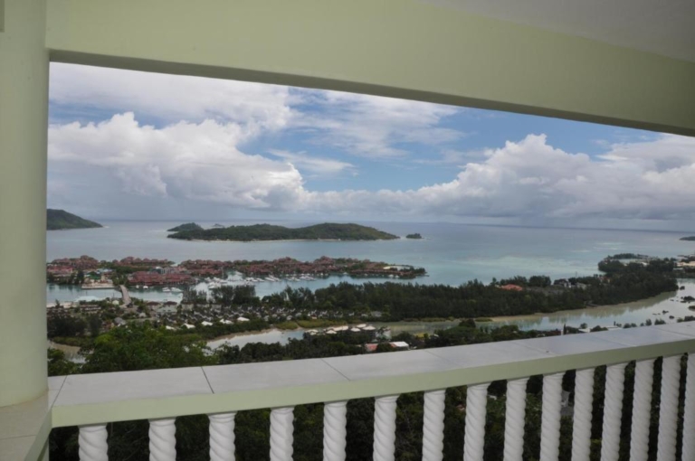 Eden Panoramic 10 63506056 768x510