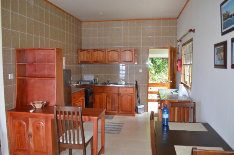 Roz a Mer Apartment 8 63560377 768x509