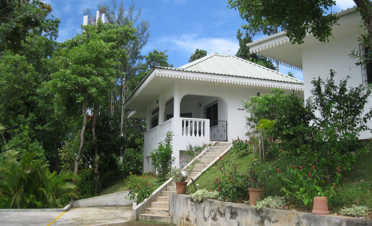 Chepsted Chalets 10 85187d 7752603cdfa04d0eb2b7e2e3d6215a59mv2 d 2592 1944 s 2 768x466