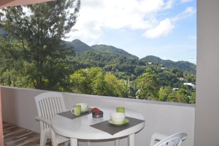 Ocean Panorama 8 98580029 768x511