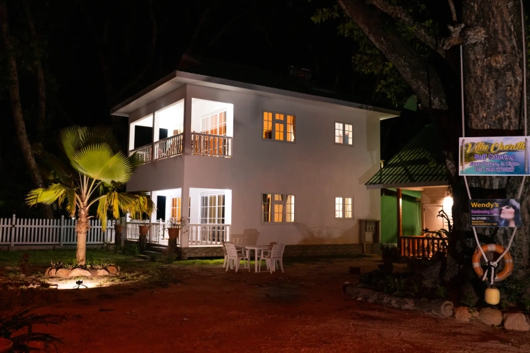 Villa Charette 9 DSC08338 768x512