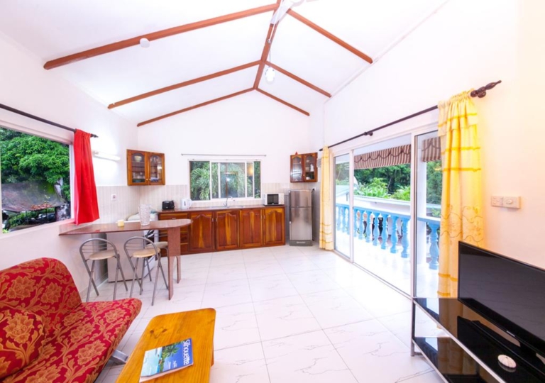 Chez Julie 8 chez julie 3 768x540