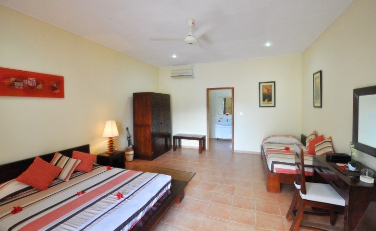 Britannia 13 full britannia junior 1 1474606910 768x471