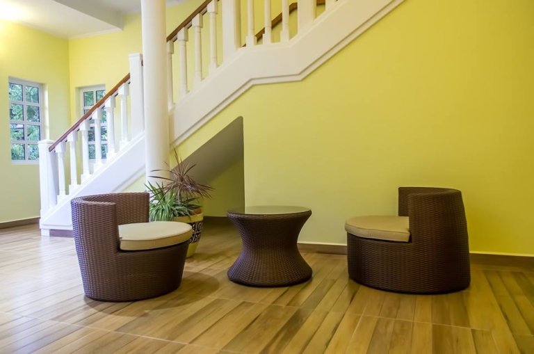 full lobby area 1468840509 768x509