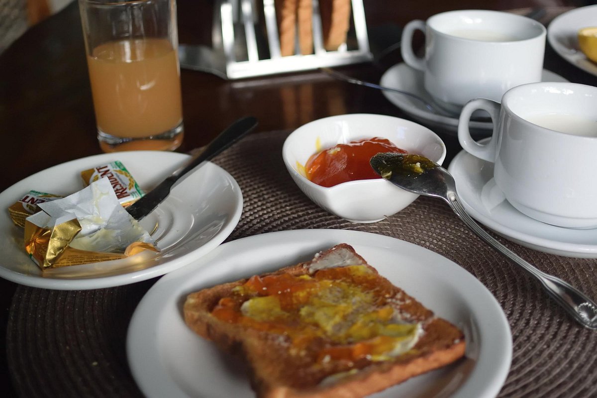 Augerine Kleines Hotel 5 petit dejeuner