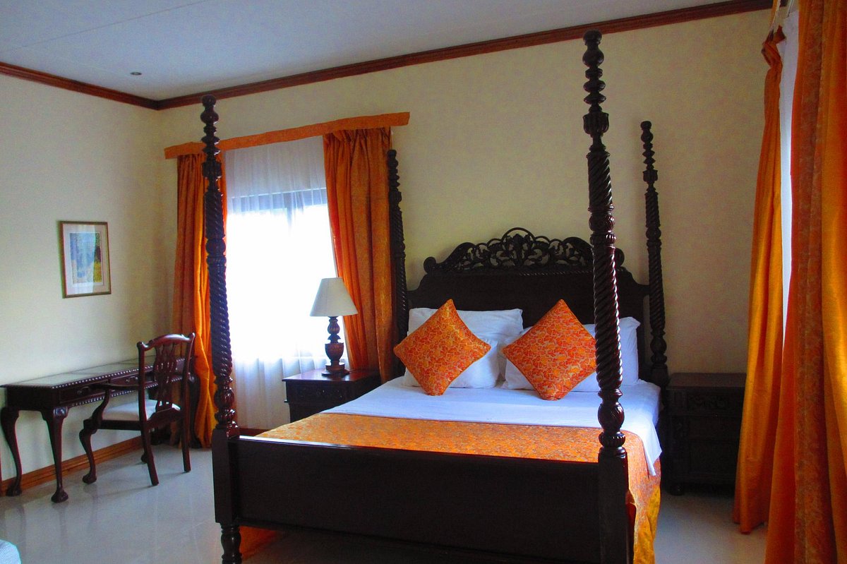 Bay View Villa 3 suite at lower villa