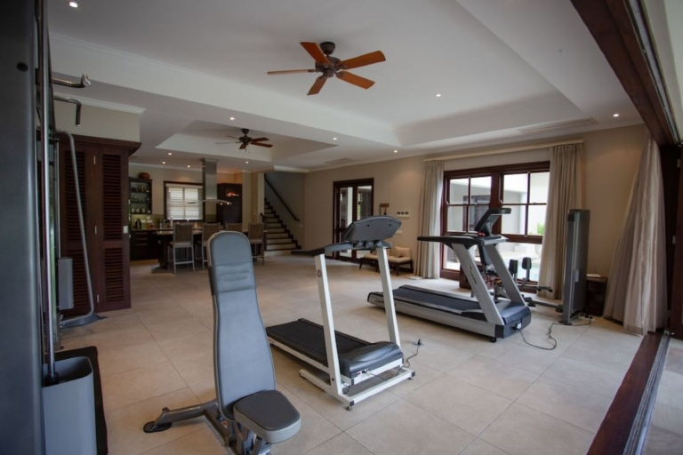 Spas Villa 9 220d180000014o4iq843C Z 1080 808 R5 D 768x512