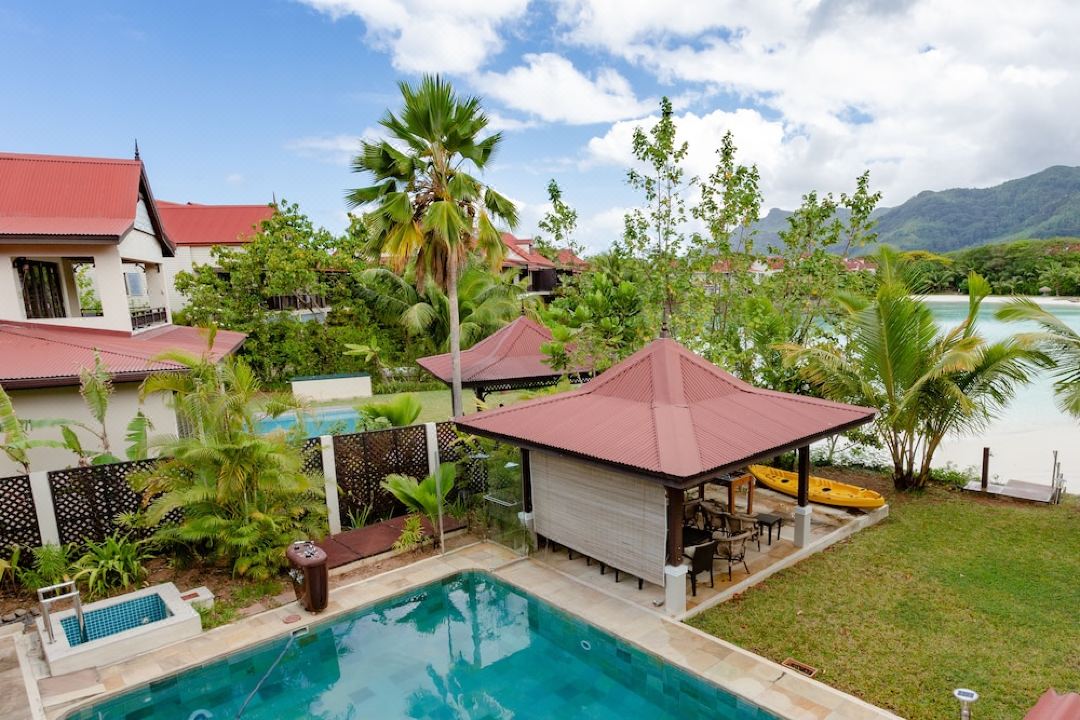 Spas Villa 3 220p180000014oqkv2C2A Z 1080 808 R5 D 1