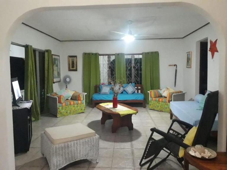 La Maison De Celiska 7 249293455 2 768x576