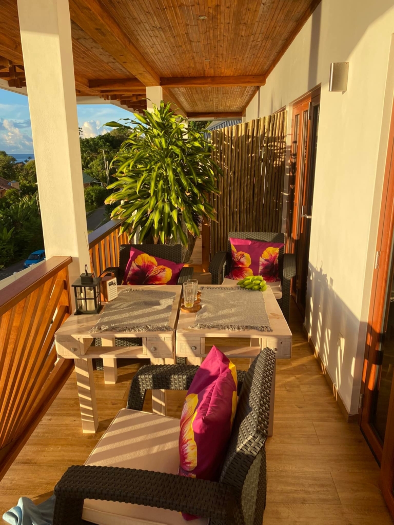 SeyView Apartments 19 277300878 10158836144876169 2532973448814534967 n 768x1024