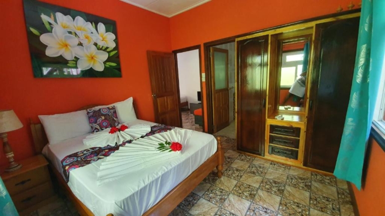 Chloe's Cottage 8 339966704 768x432