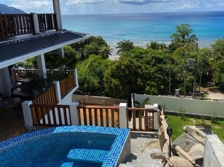 Seiten 6 SEYVIEWApartmentsseaviewpool 1 768x575