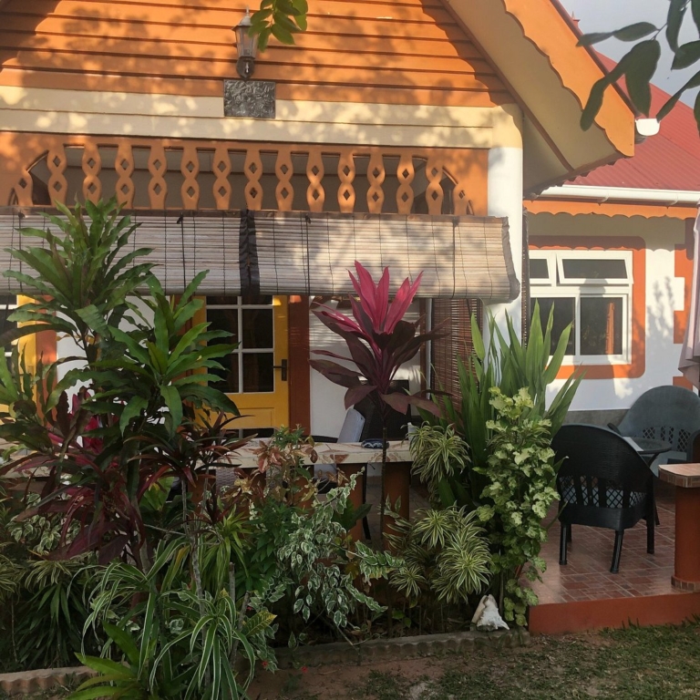 Veronic Selbstversorgung 9 photo1jpg 4 768x768