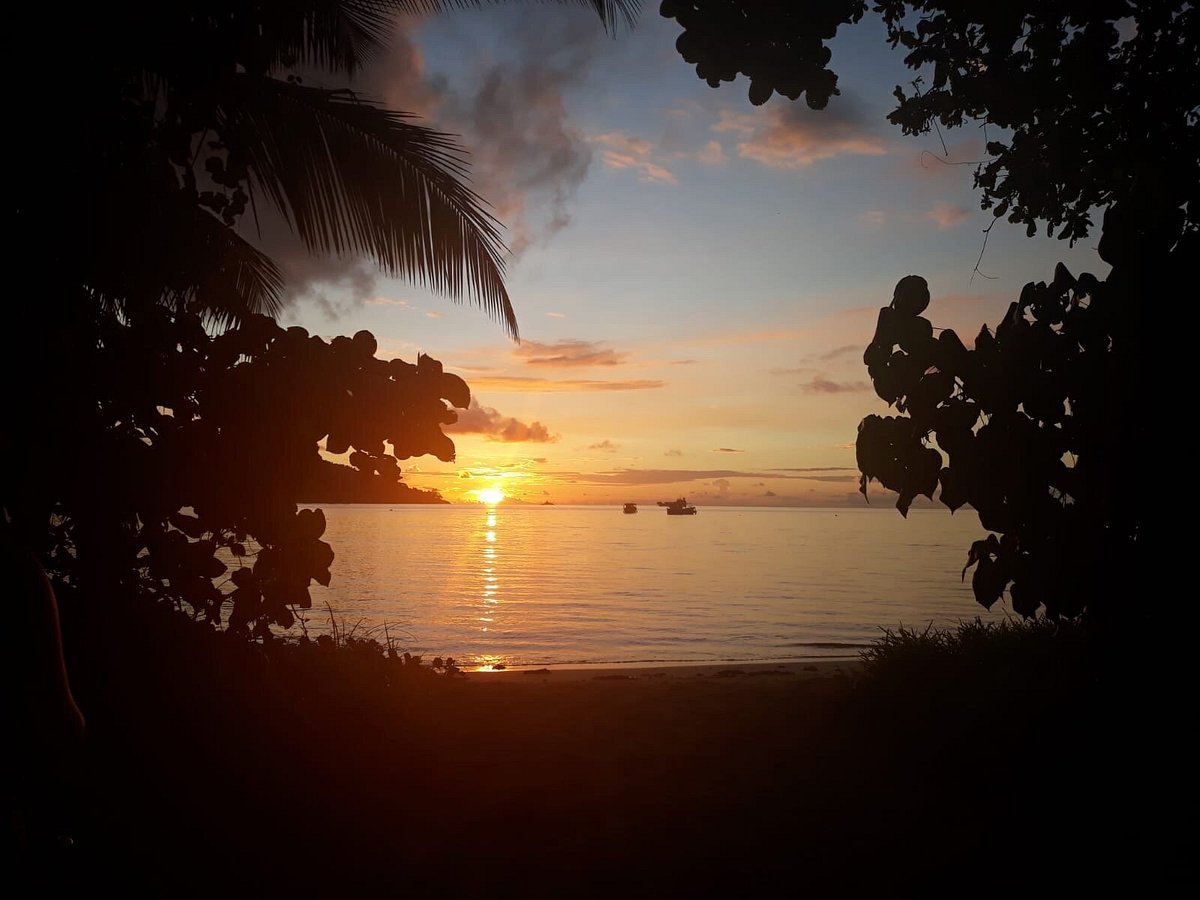 Creole Breeze 5 sunset at anse la mouche 2